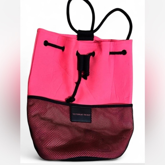 Victoria’s Secret Hot Pink Drawstring Bag - Picture 2 of 8